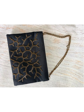 Women's La Regale Black Gold Beaded Hand Made Clutch One Size